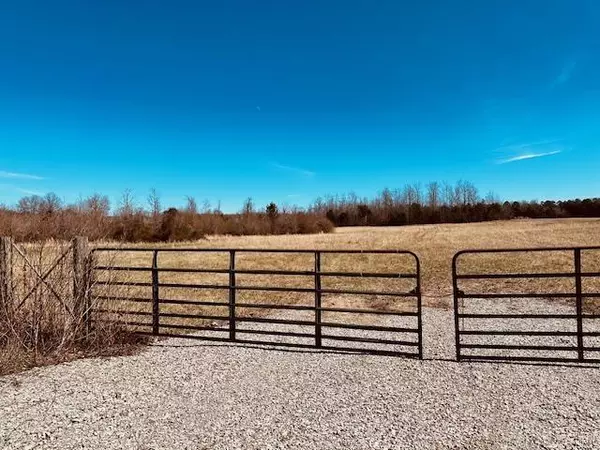 Searcy, AR 72143,96 &104 Tater Hill Road