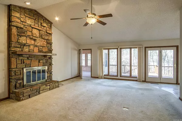 Hot Springs Village, AR 71909,2 Resplandor Place