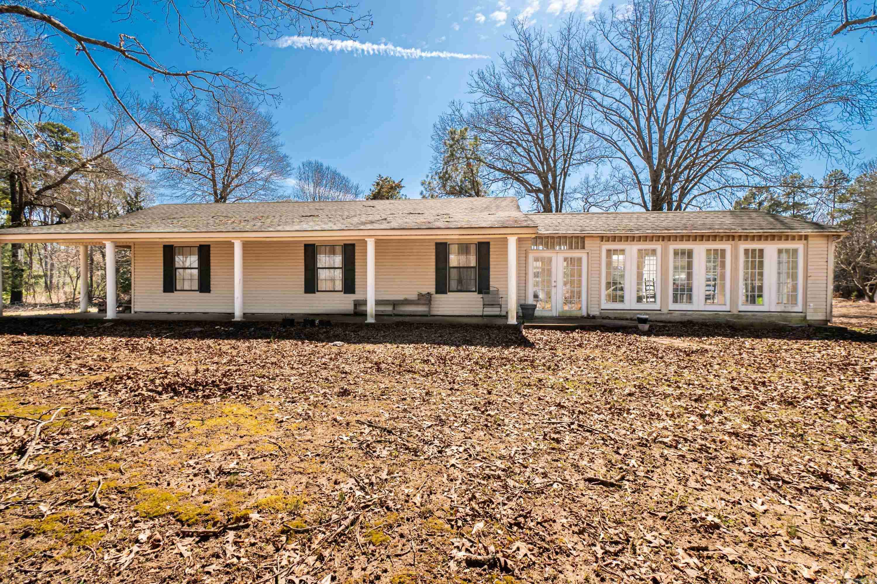 100 Bradley Rd, Hermitage, AR 71647