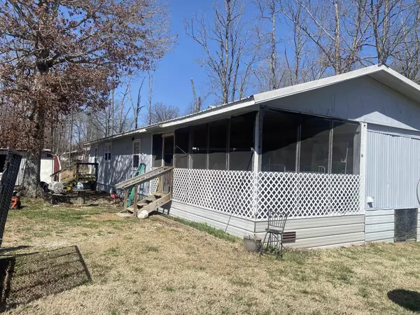 Mountain View, AR 72560,660 Prince Loop