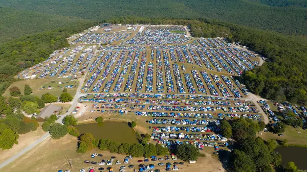 Ozark, AR 72949,4117 Mulberry Mountain Loop