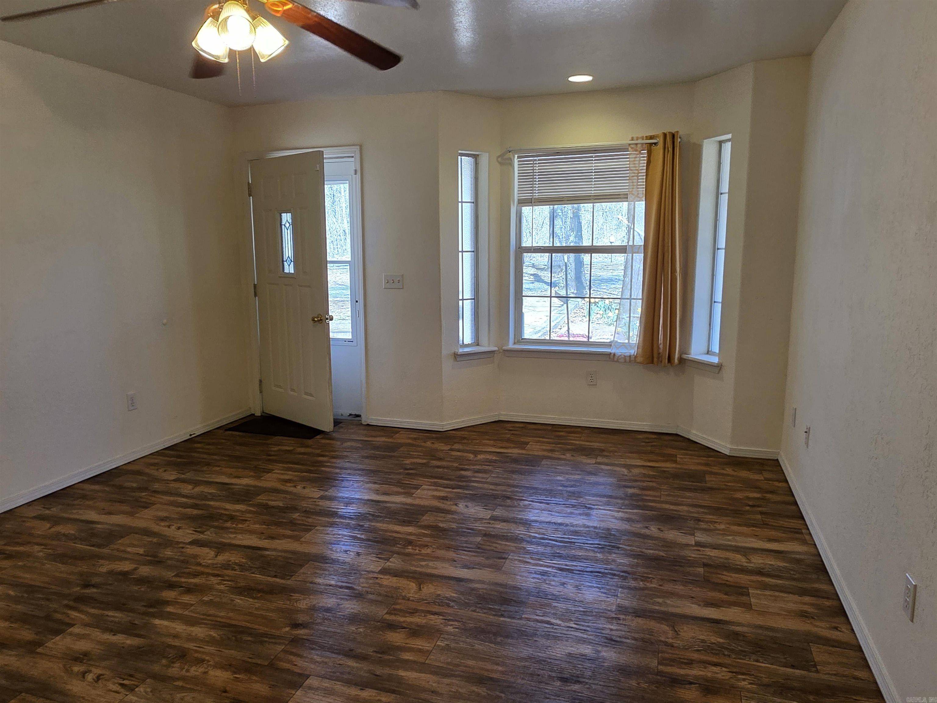 Mena, AR 71953,123 Folsom Lane