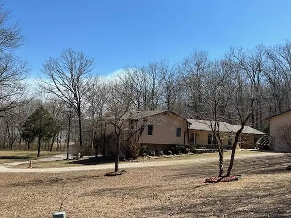 Hardy, AR 72542,600 W Clayton St