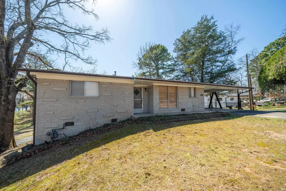Hot Springs, AR 71913,1115 Lakeshore Dr