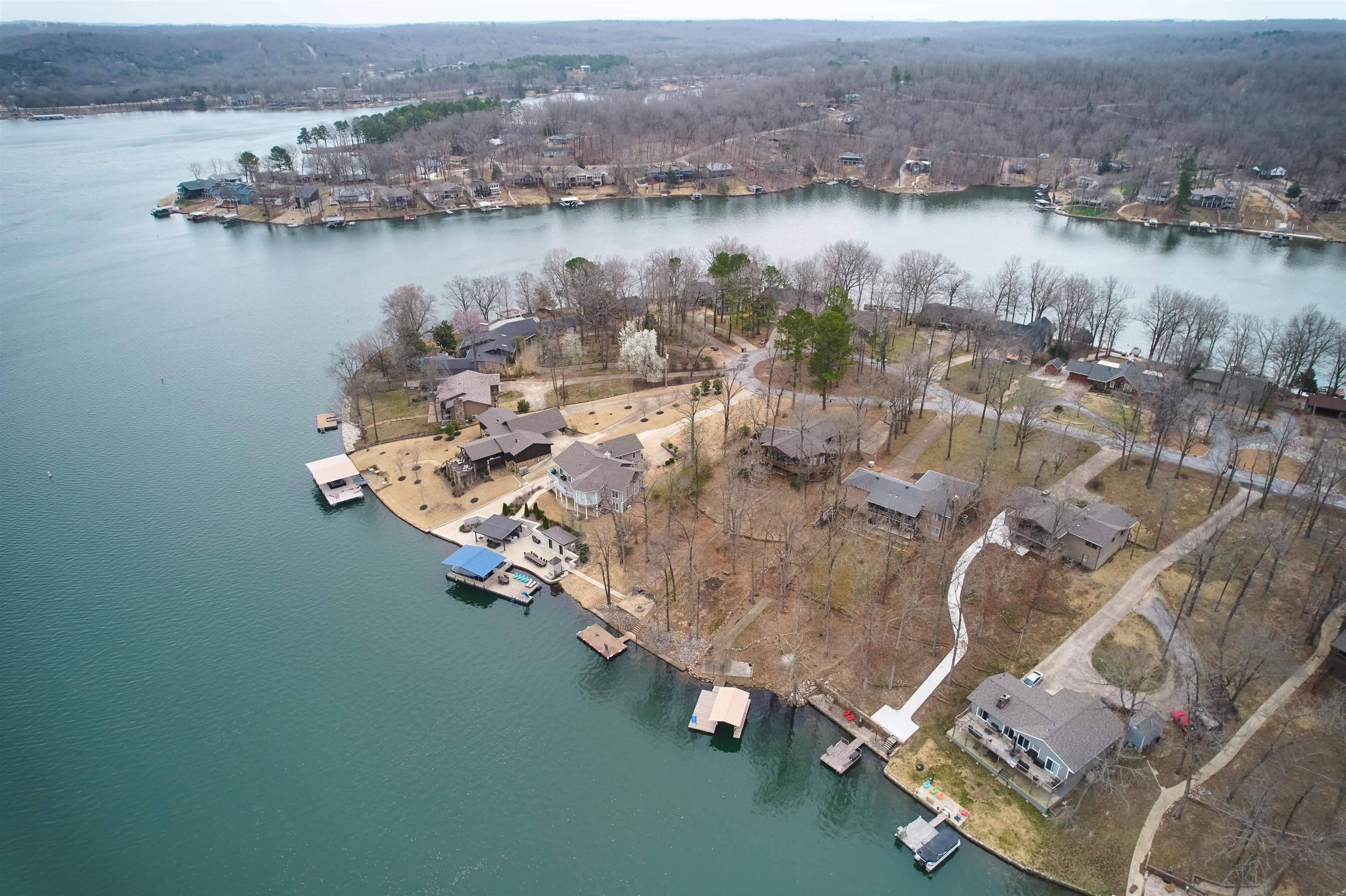 Cherokee Village, AR 72529,9 Winnebago Trce