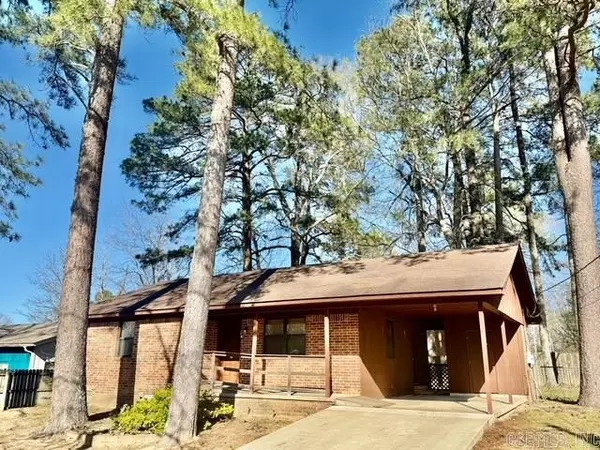 913 S 26th Street, Arkadelphia, AR 71923