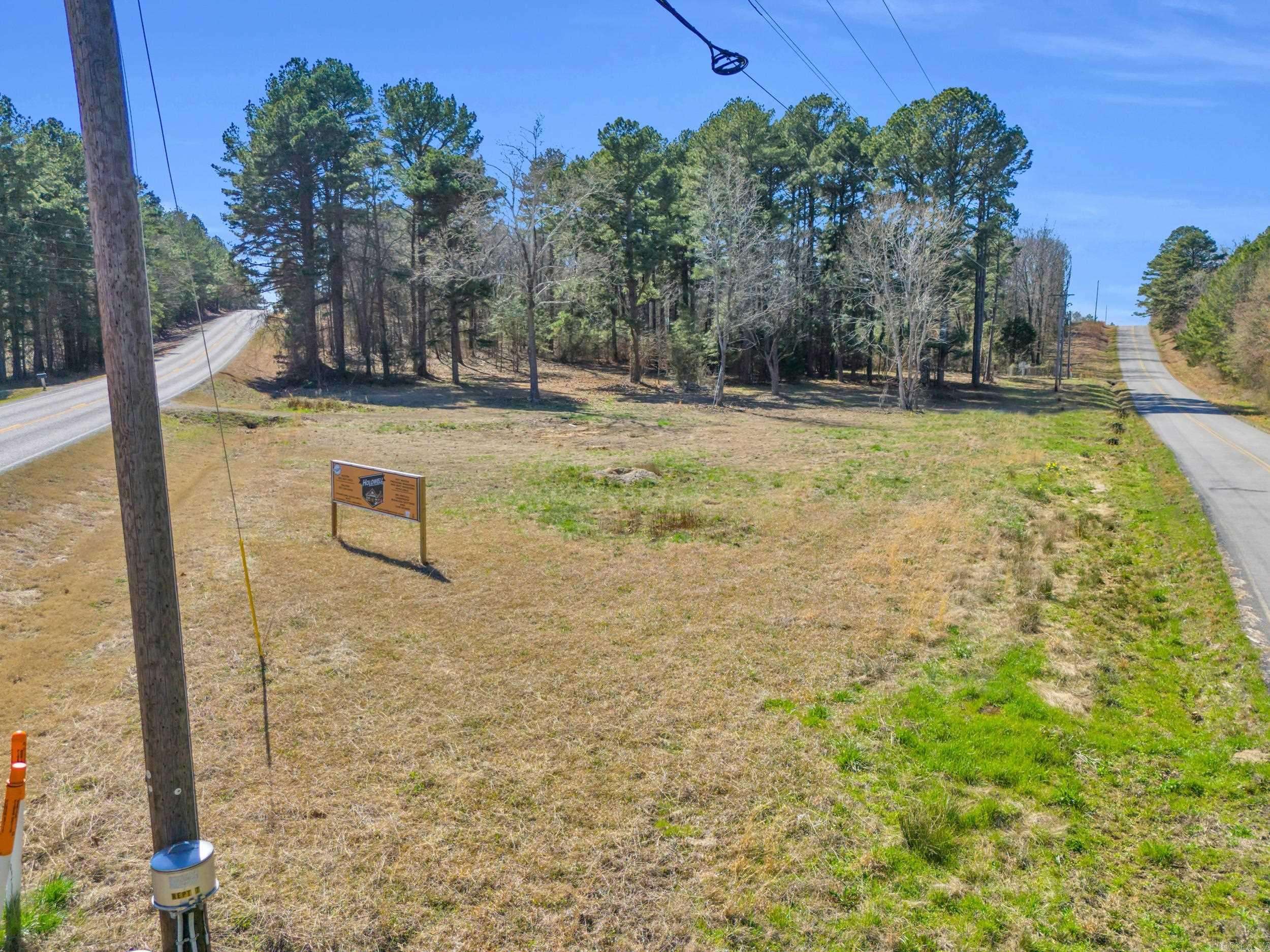 647 Dewey Road, Pangburn, AR 72121