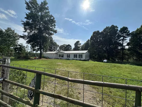 Yellville, AR 72687,231 Jones Road