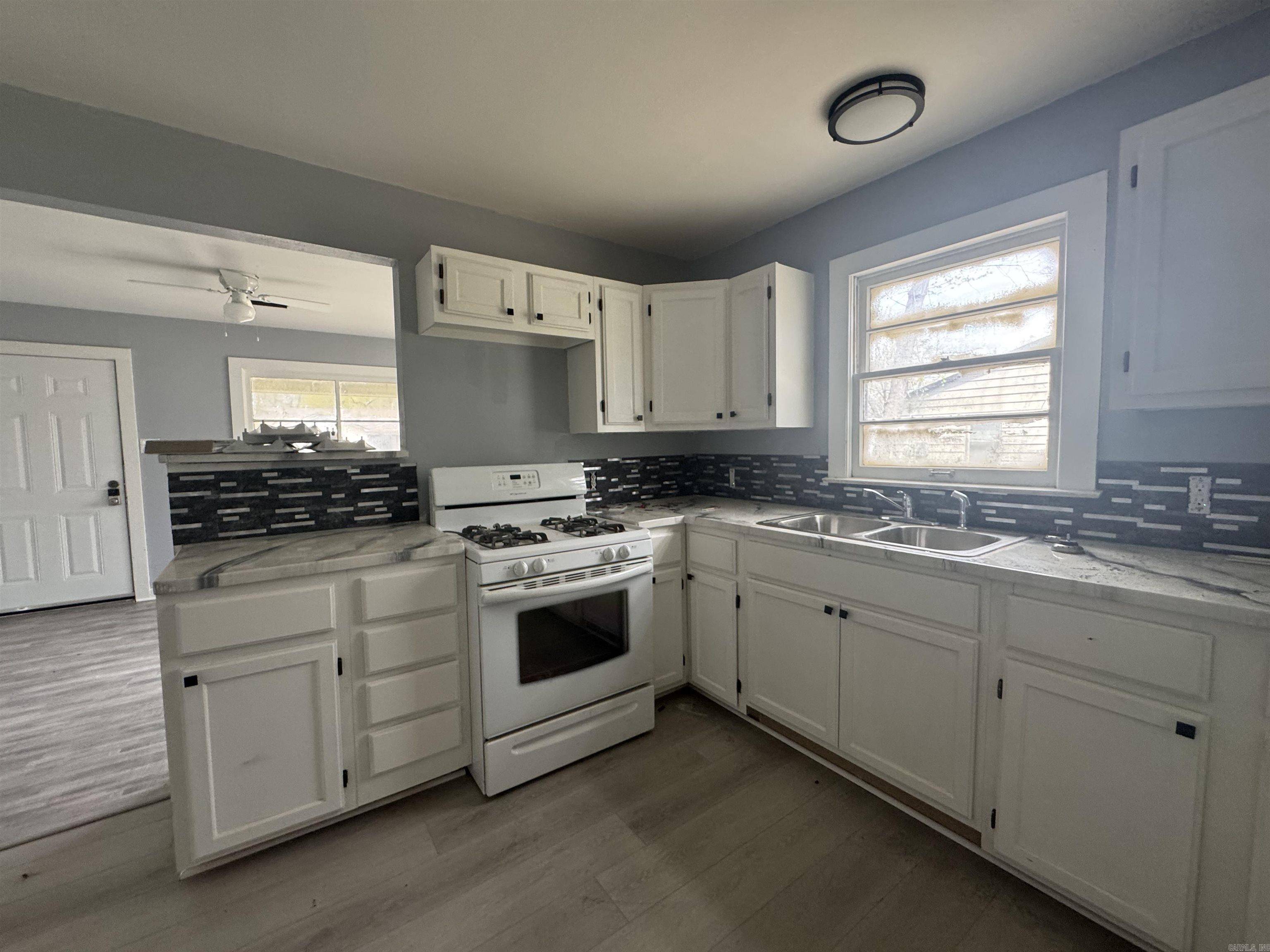North Little Rock, AR 72117,706 Hyacinth Street
