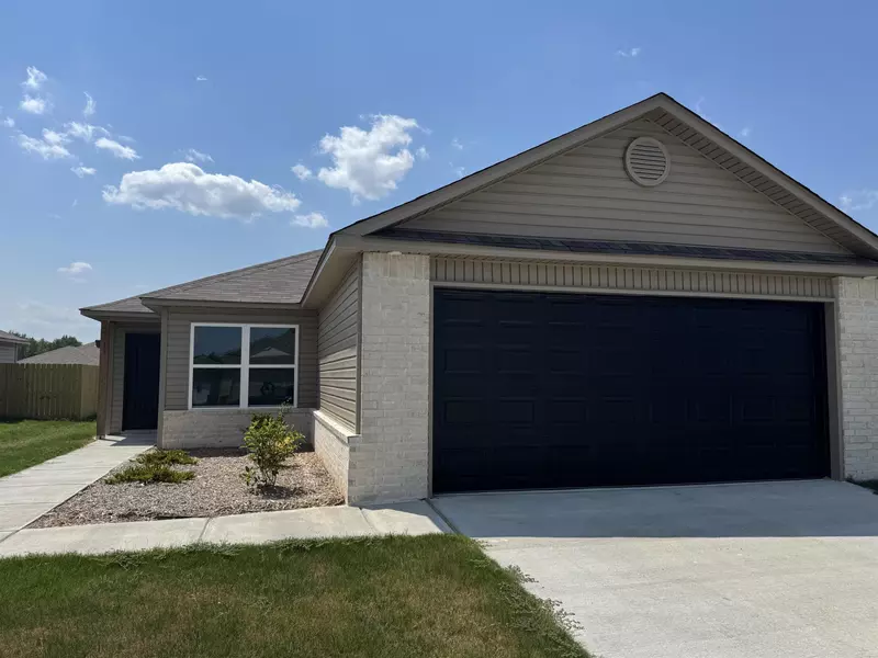 11 Fallen Oak Drive, Conway, AR 72032