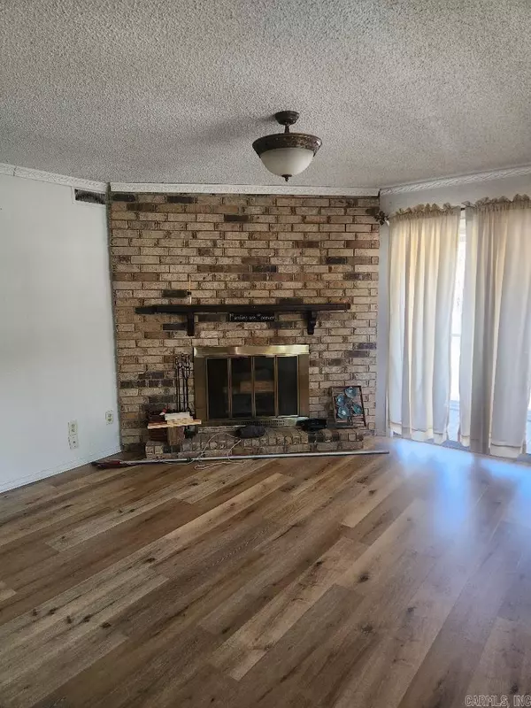 Hot Springs, AR 71913-0000,220 Cooper6 D