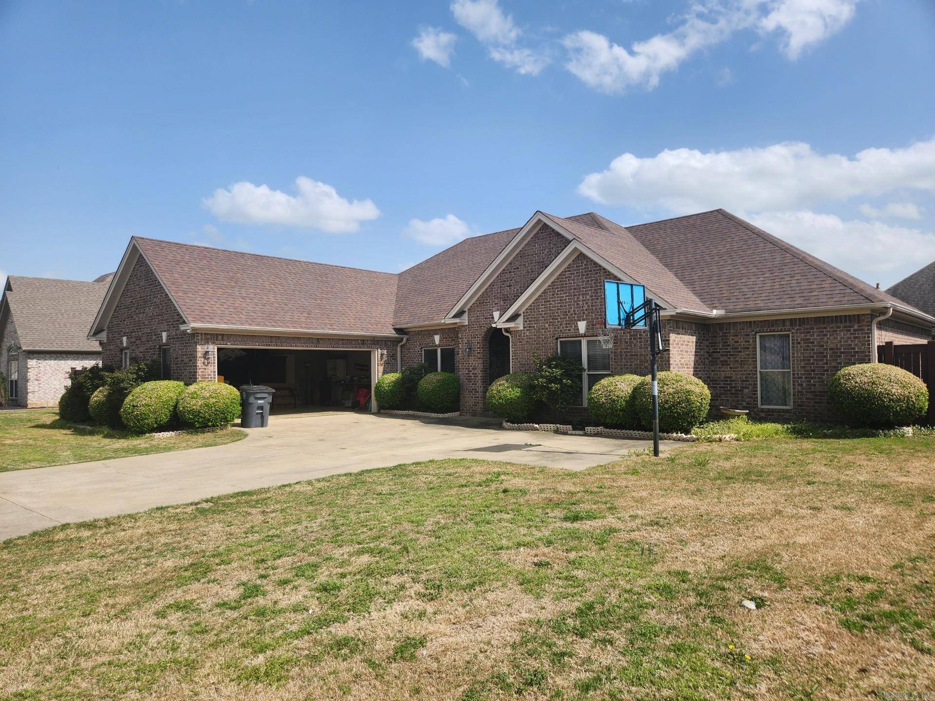 423 Palmer Court, Searcy, AR 72143
