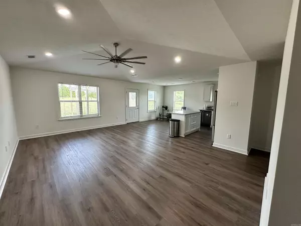 Quitman, AR 72131,114 Greg Sneed Drive