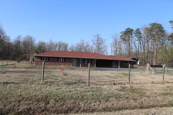 2413 Cook Road, White Hall, AR 71602