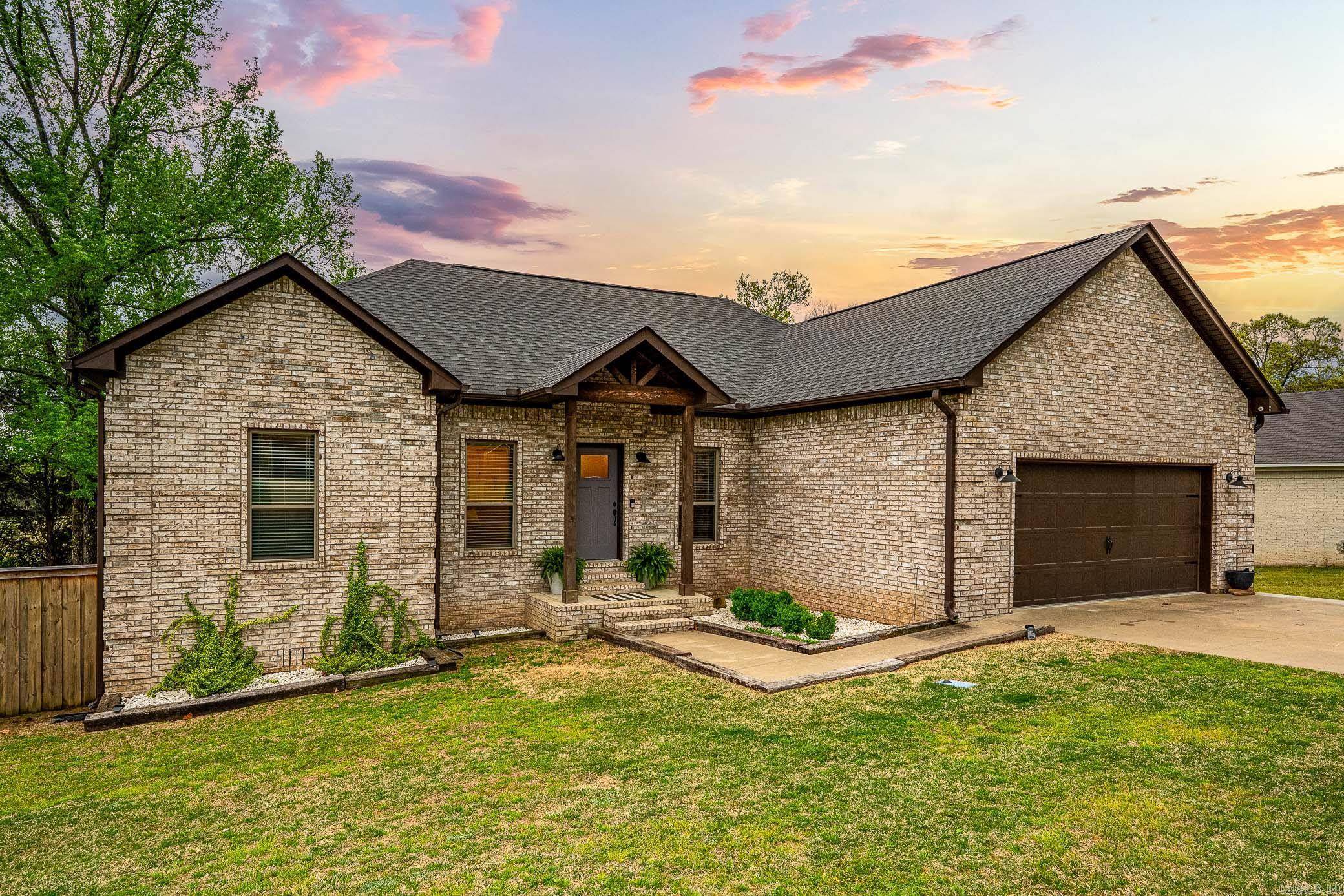 Greenbrier, AR 72058,27 Indian Springs Dr.