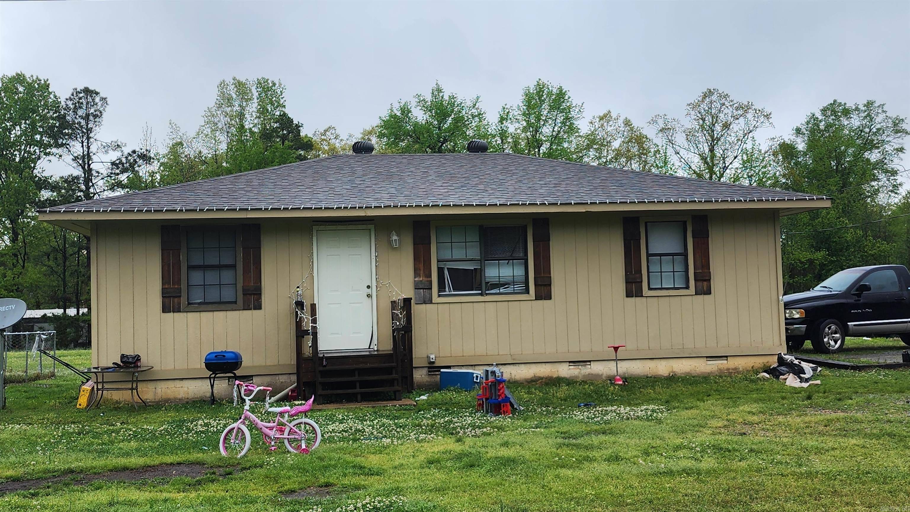 Star City, AR 71667,300 Mo Drive