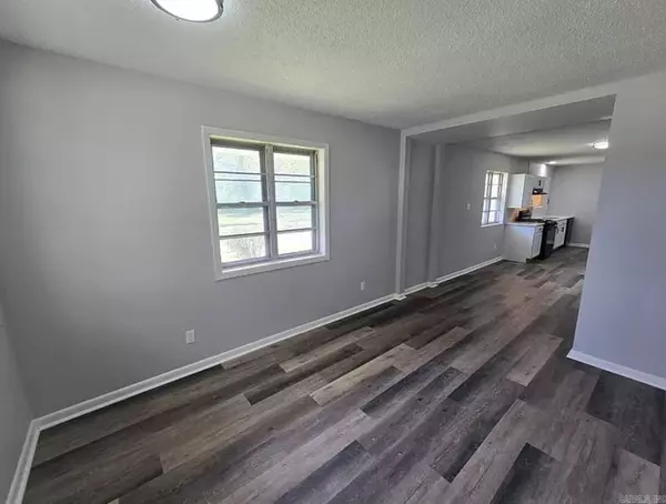 North Little Rock, AR 72114,701 N Cedar Street