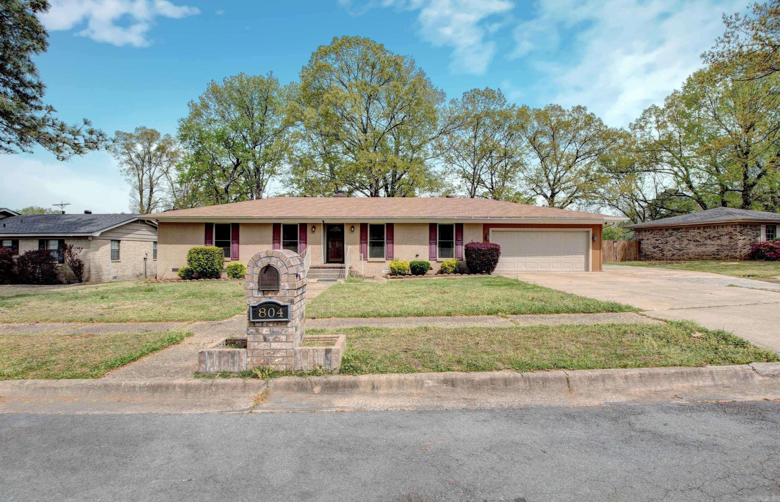 804 Burgandy Court, Jacksonville, AR 72076