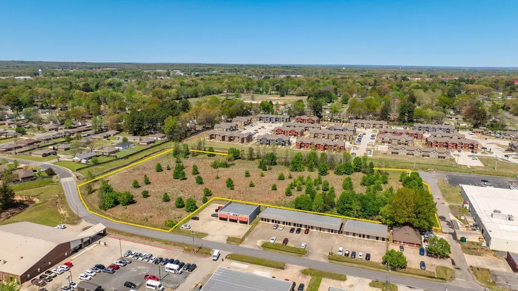 00 Plaza Boulevard, Cabot, AR 72023