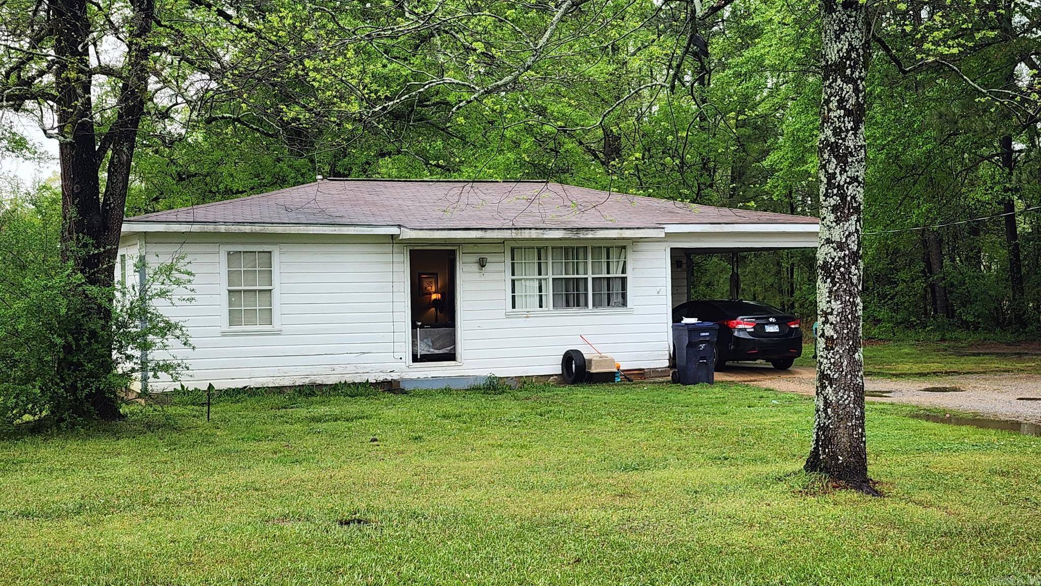 805 W Arkansas Avenue, Star City, AR 71667