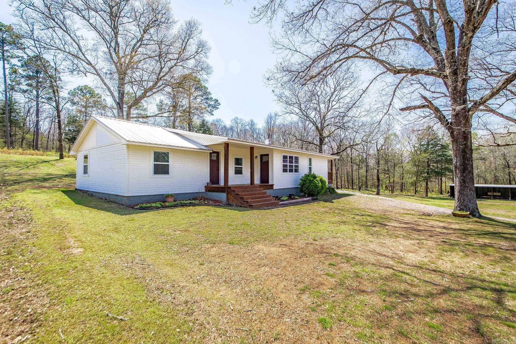 4066 Highway 16 East, Clinton, AR 72031