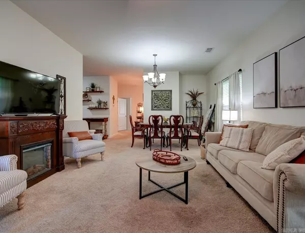 Hot Springs, AR 71901,131 Lily Street