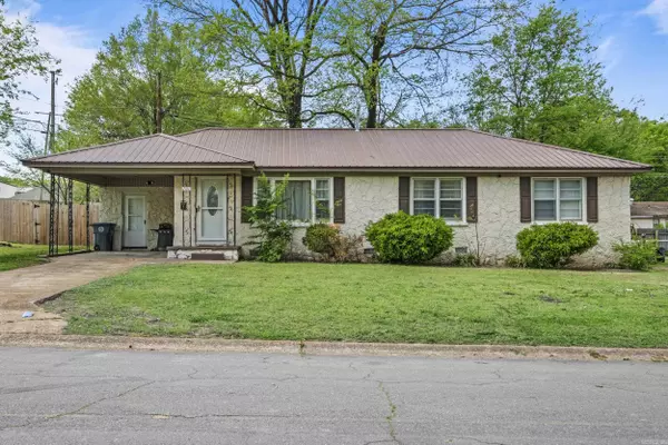 701 N Spruce Street, Searcy, AR 72143