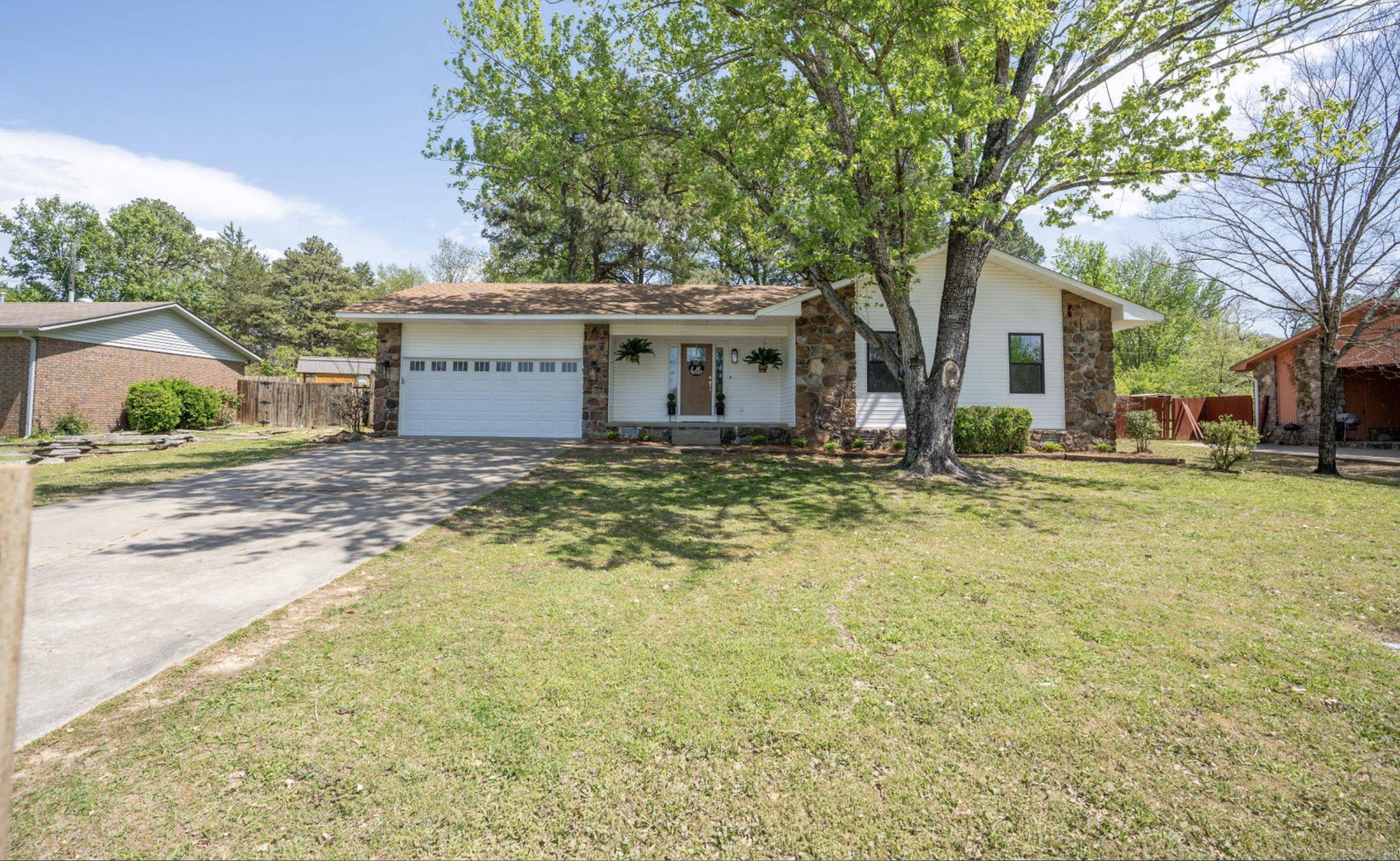 2405 Murray Lane, Heber Springs, AR 72543