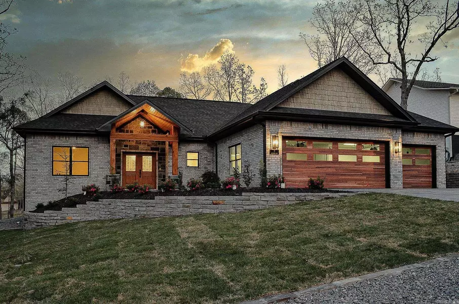 7 San Pablo Lane, Hot Springs Village, AR 71909