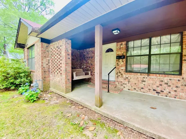 Camden, AR 71701,817 Waco St