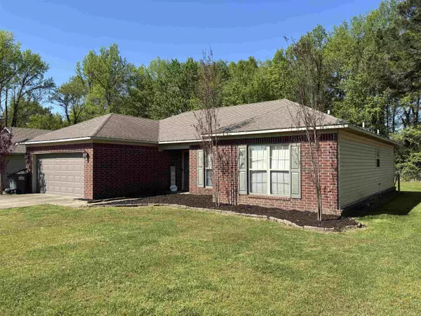 Bald Knob, AR 72010,912 Tonya Road