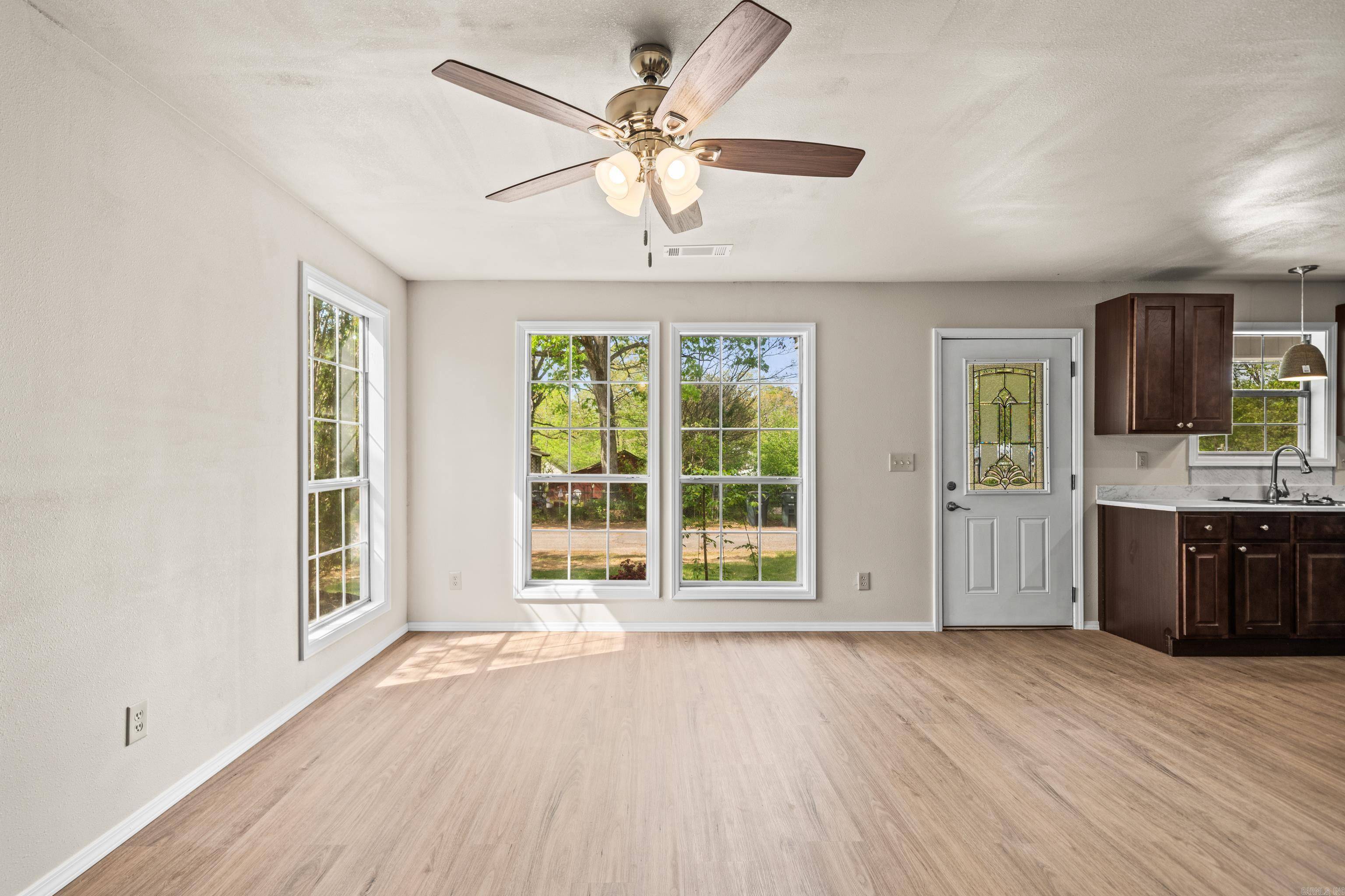 Hot Springs, AR 71913,115 Patton Street