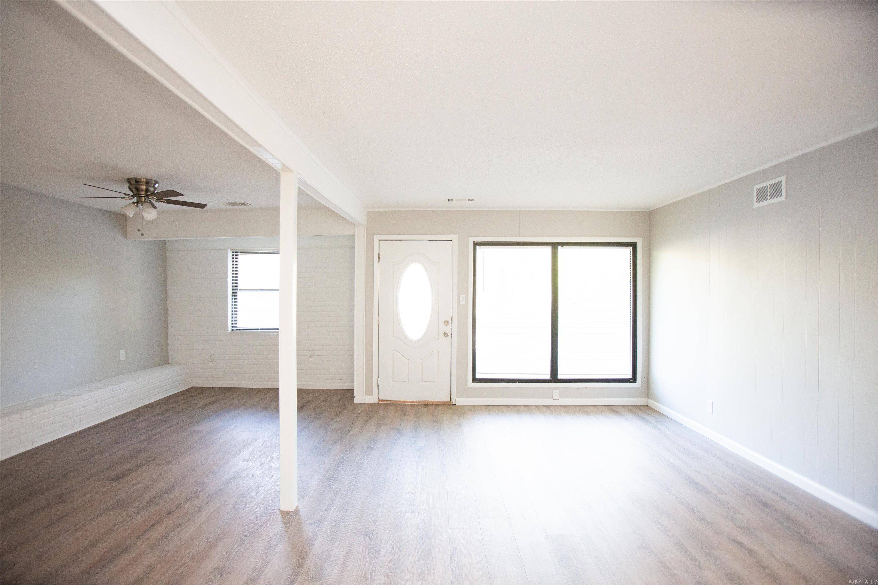 Little Rock, AR 72209,7204 W Wakefield Drive