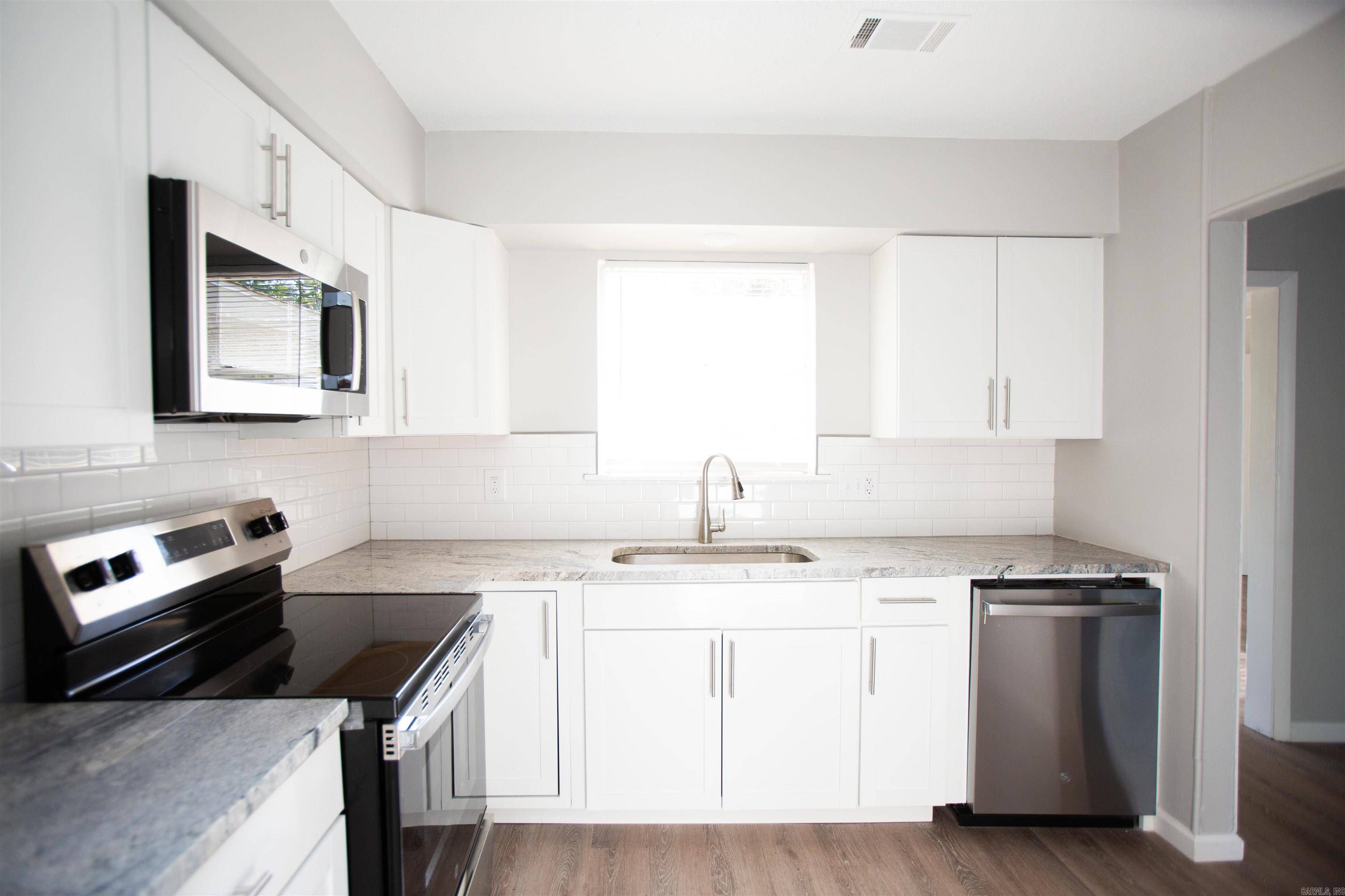 Little Rock, AR 72209,7204 W Wakefield Drive