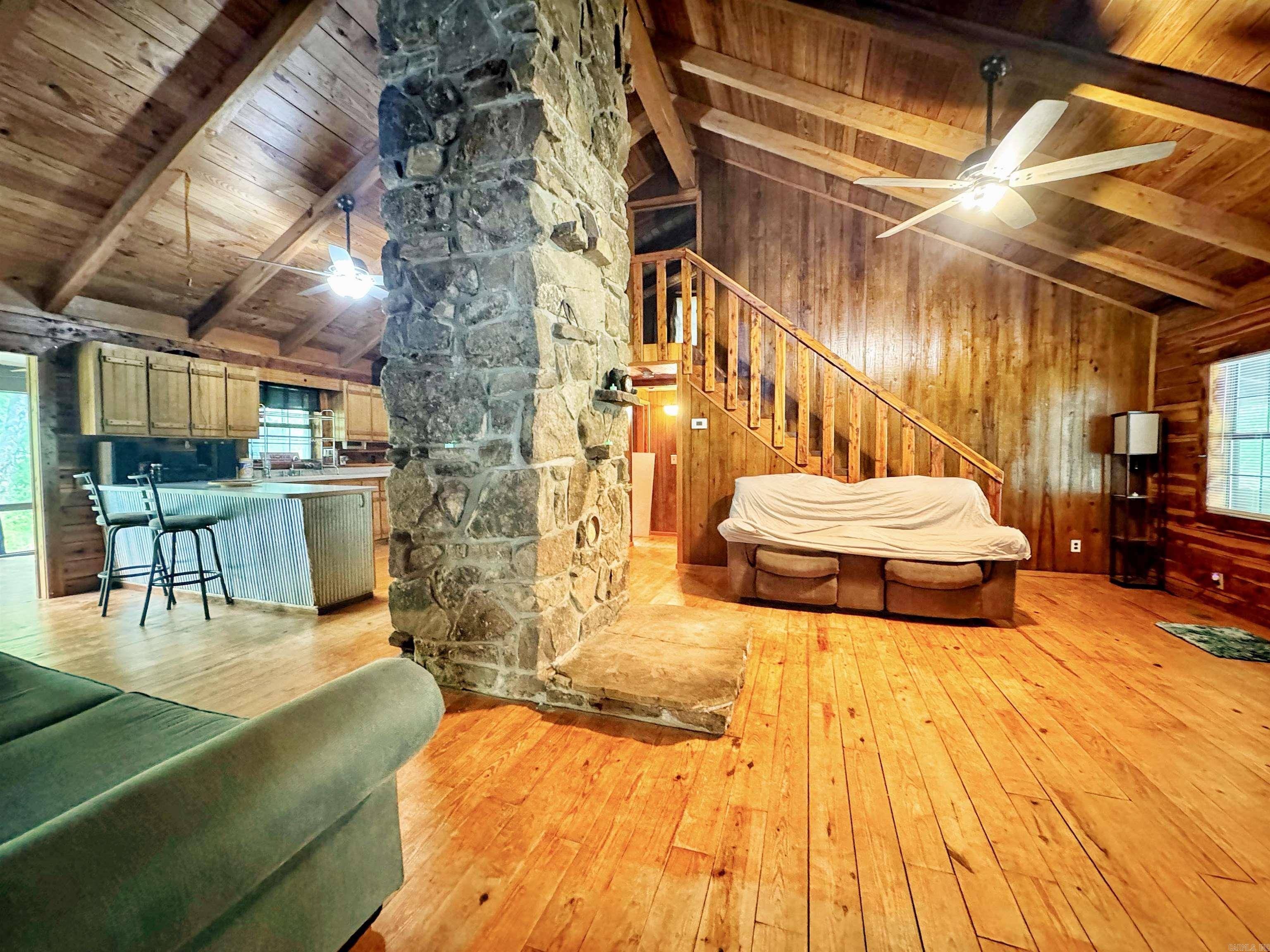 Mount Pleasant, AR 72567,944 Church Road