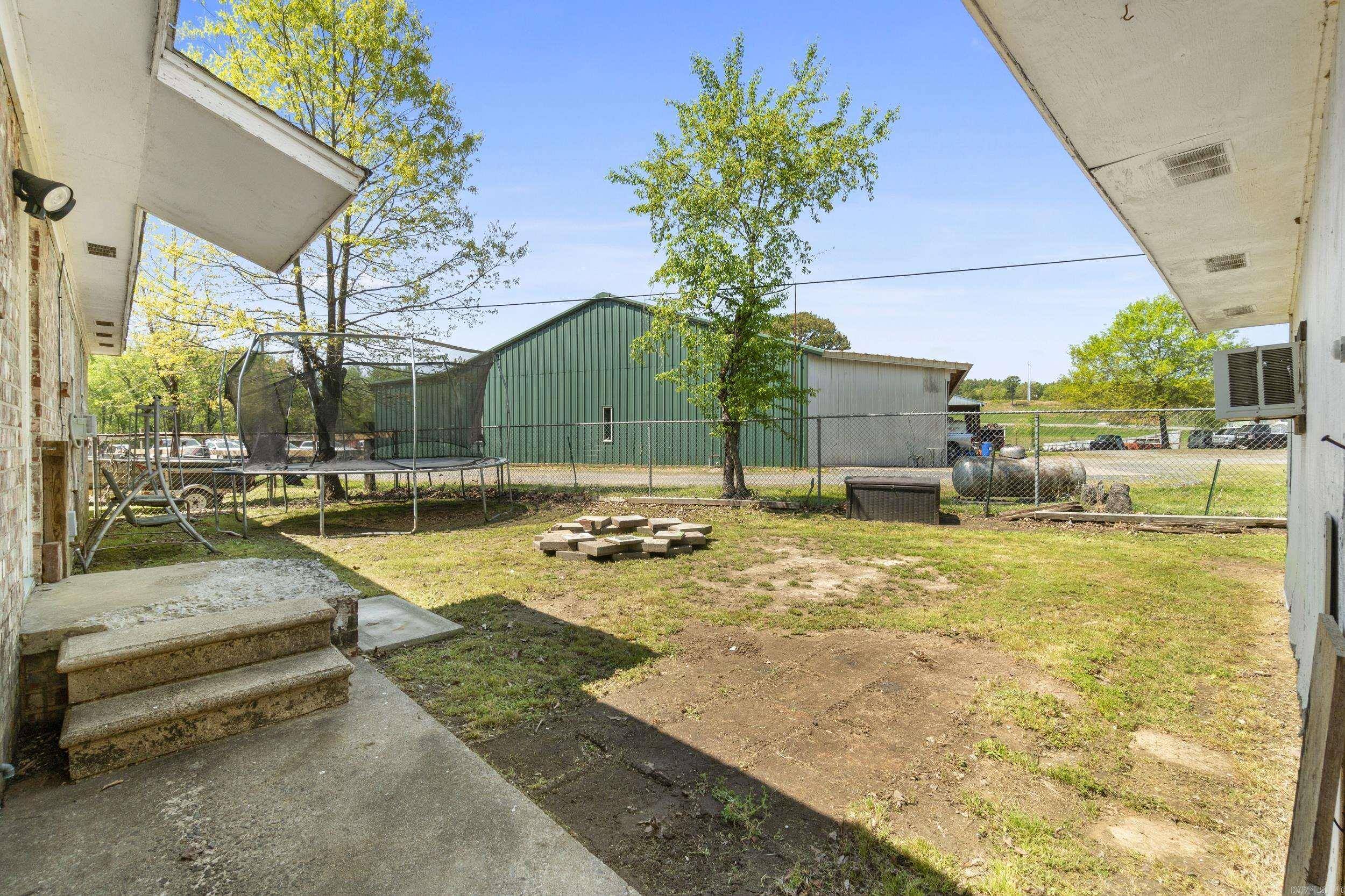 Mayflower, AR 72106,105 N Main Street