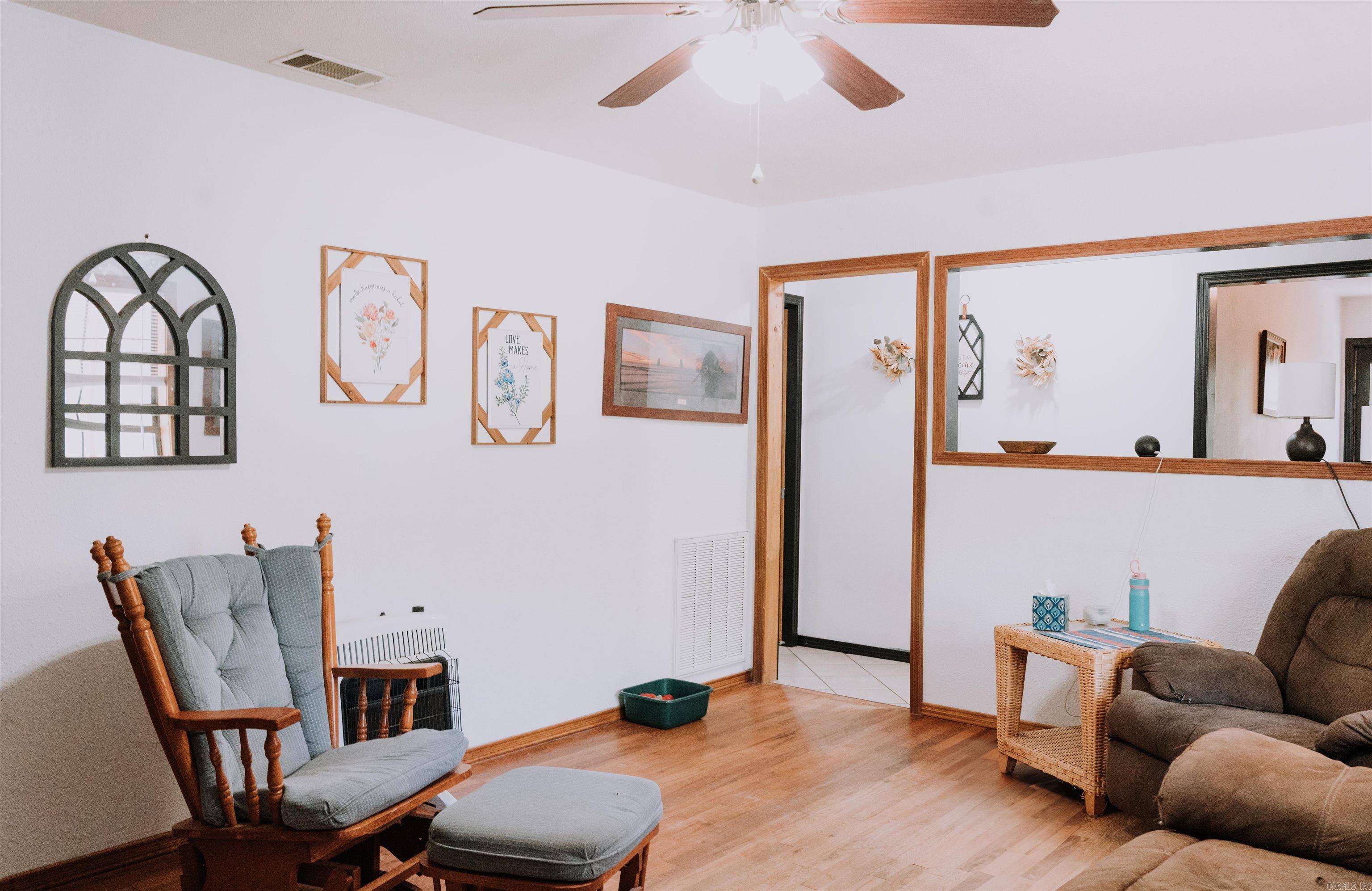 Marshall, AR 72650,103 E Fair Street