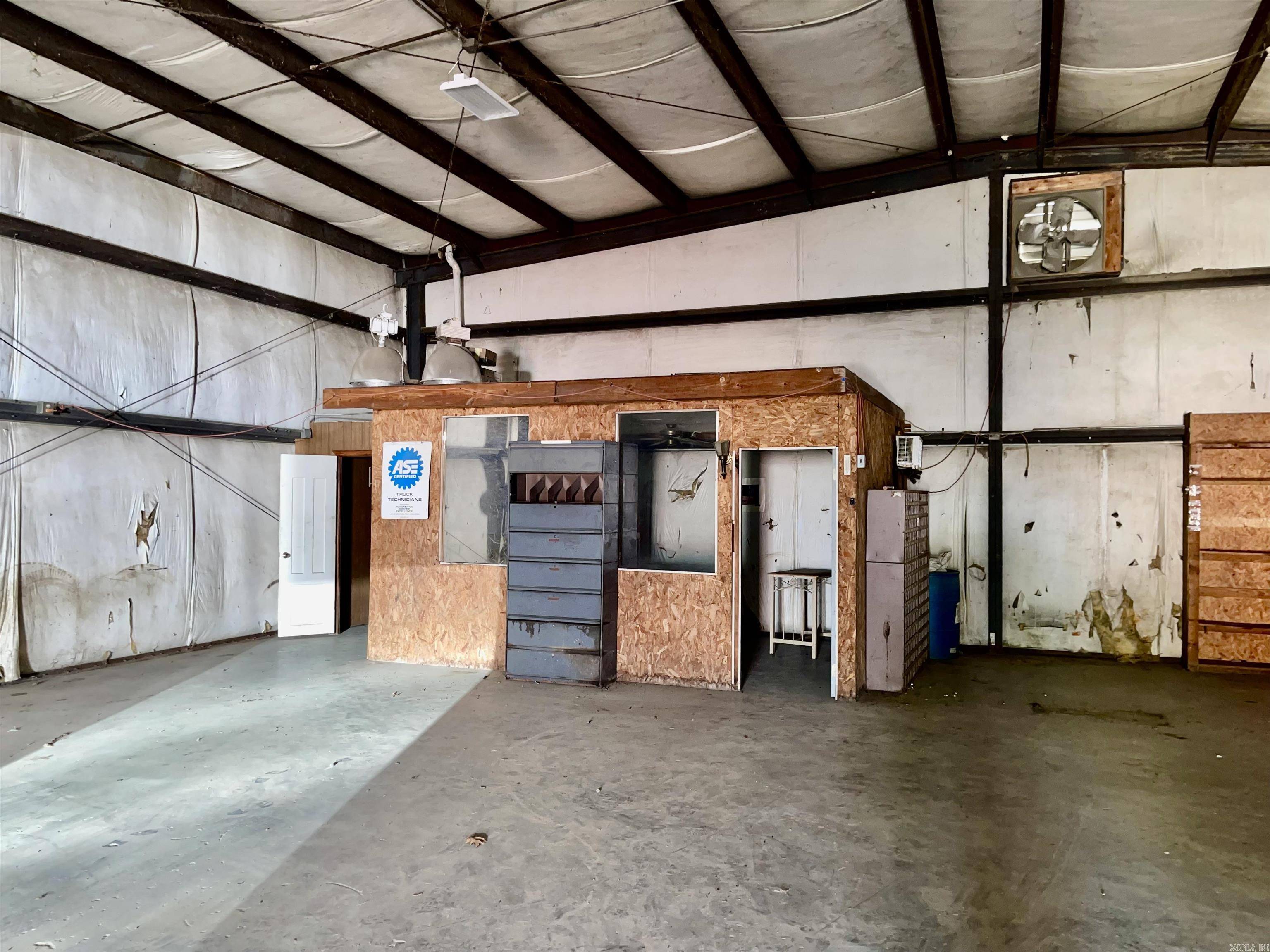 Searcy, AR 72143,101 Grigsby Road