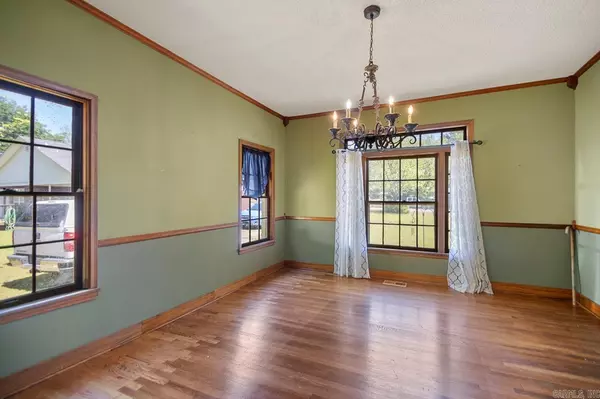 Benton, AR 72015,311 S Martin Street