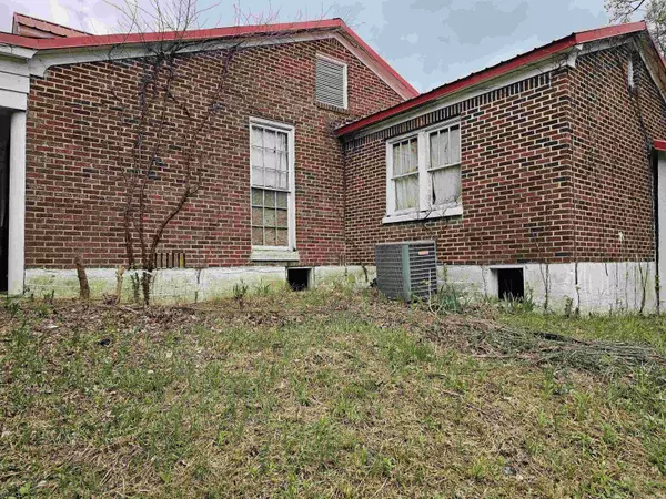 Mena, AR 71953,306 Hwy 71 N
