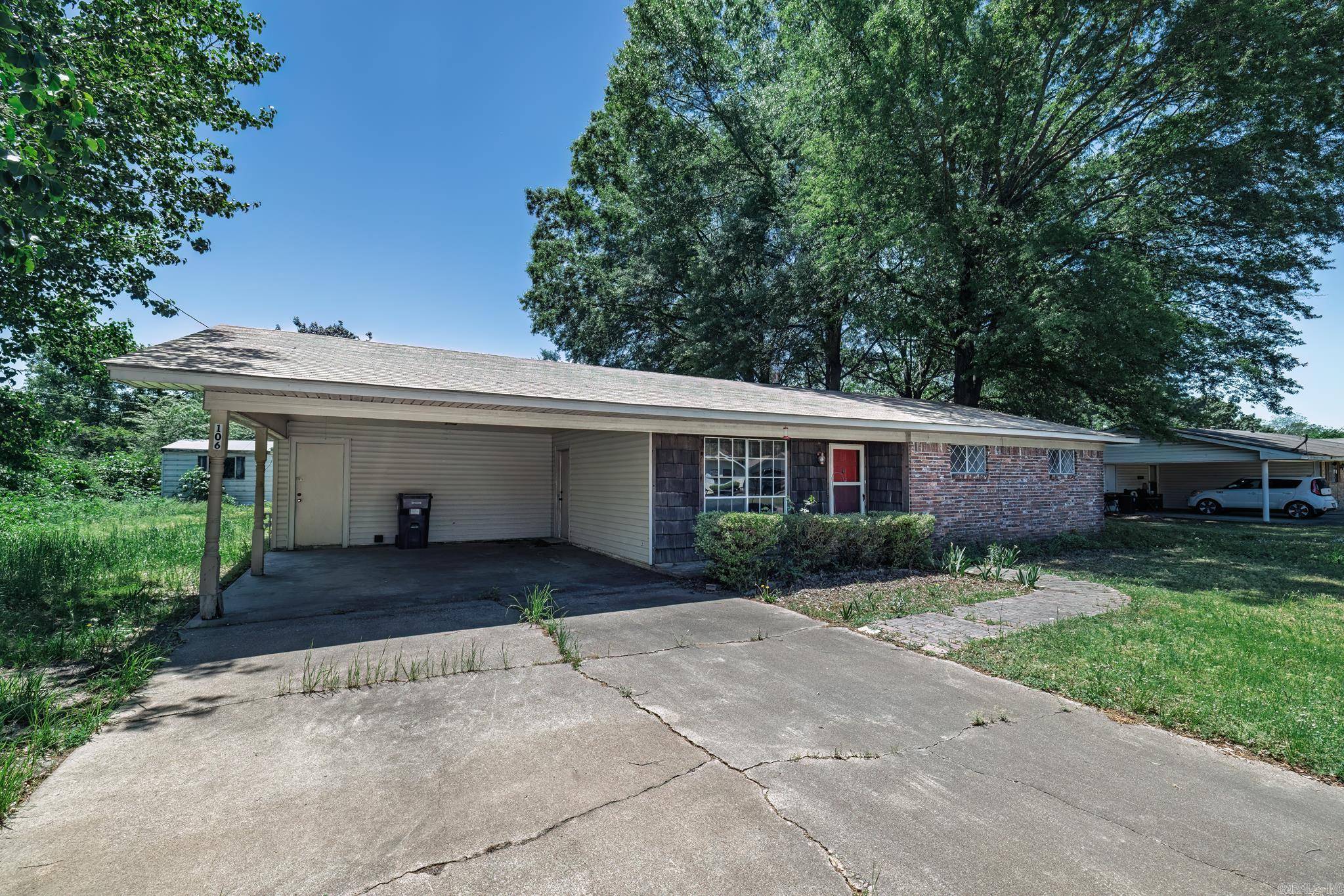 Prescott, AR 71857,106 Nottingham Way