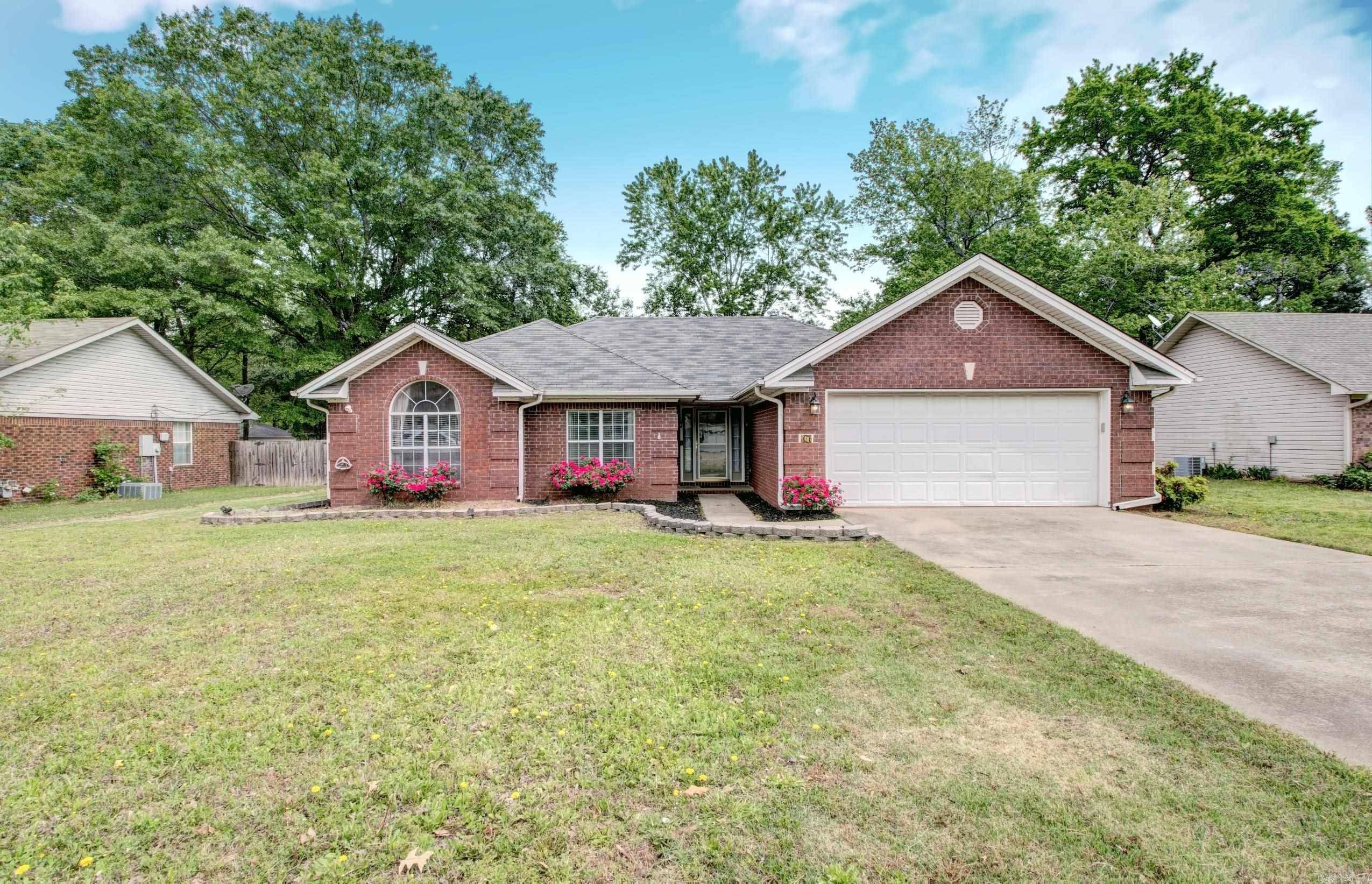17 Robin Lane,  Cabot,  AR 72023