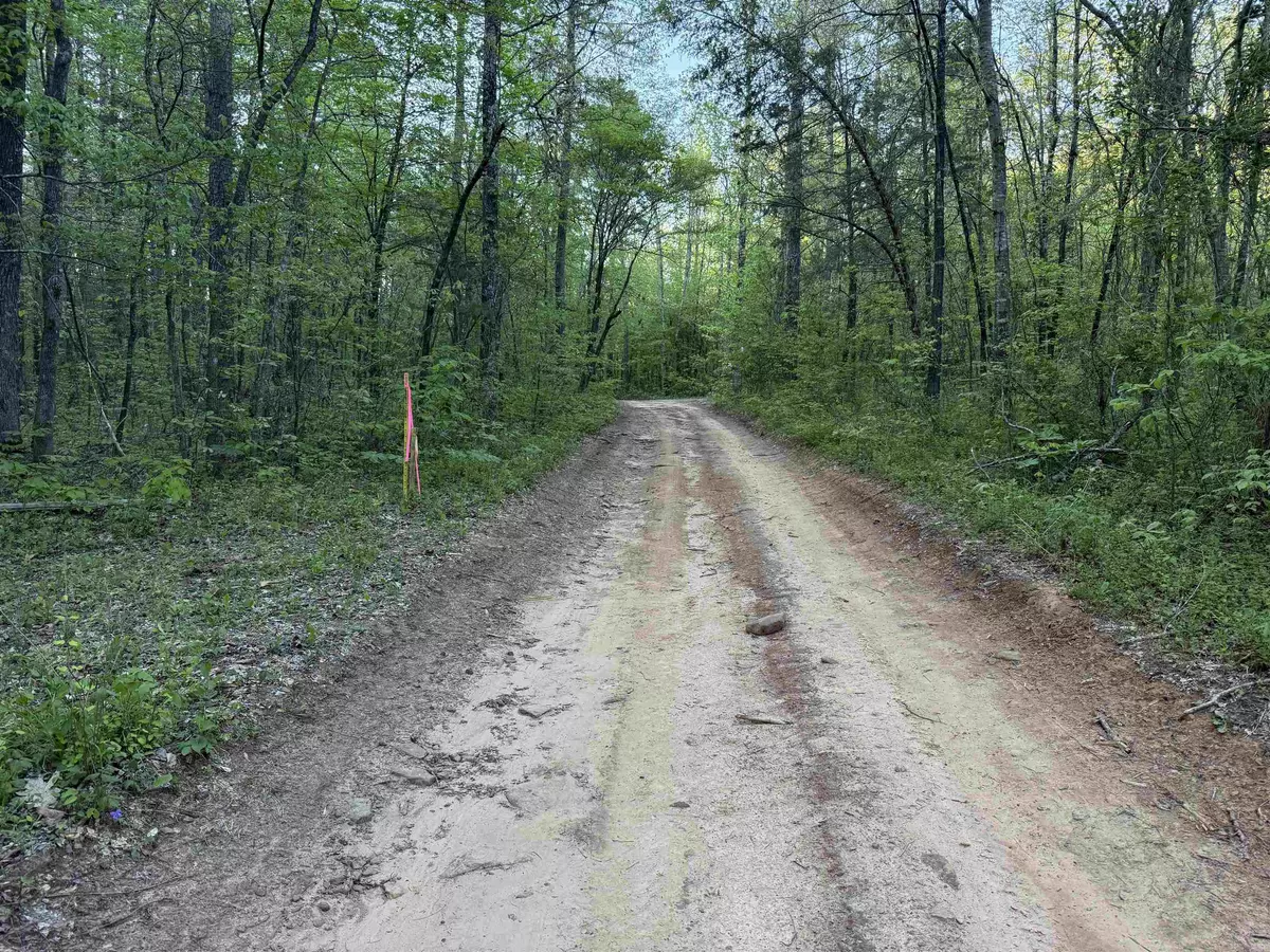 Clinton, AR 72031,000 Jenkins Road