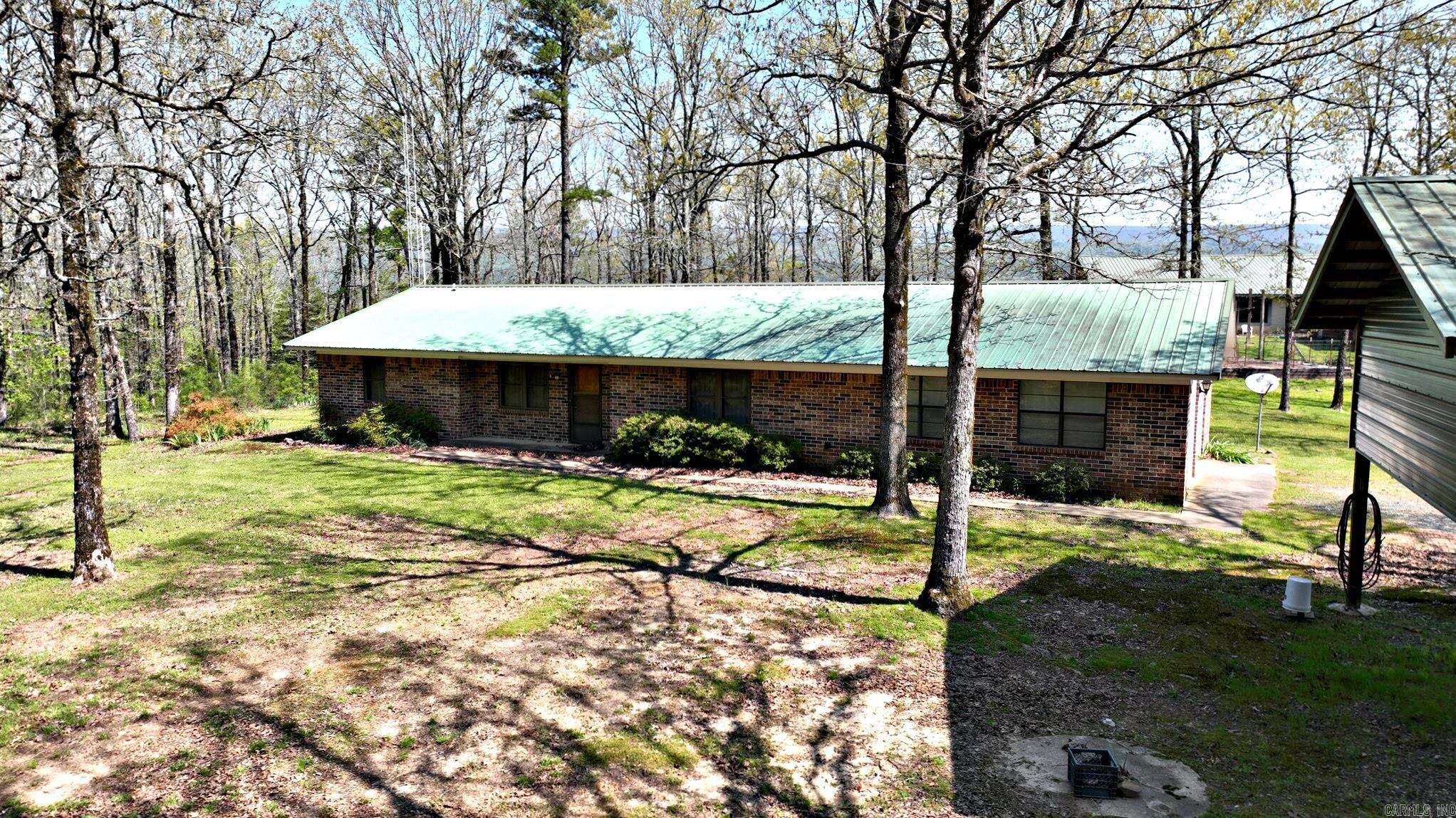 120 Paw Lane, Mena, AR 71953