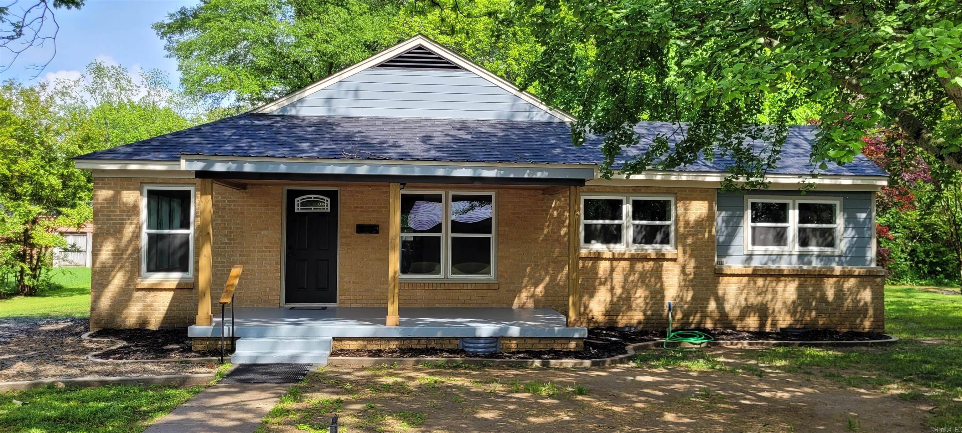 410 N Second Street, Augusta, AR 72006
