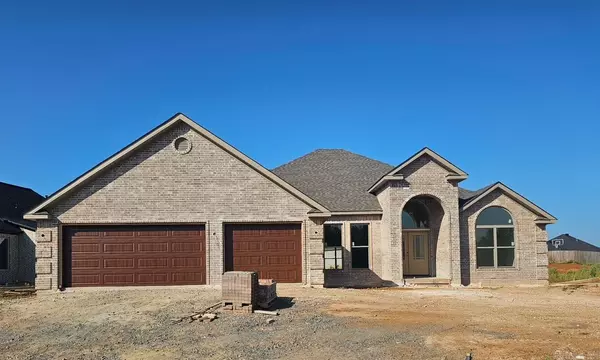 520 Corondelet Lane, Maumelle, AR 72113