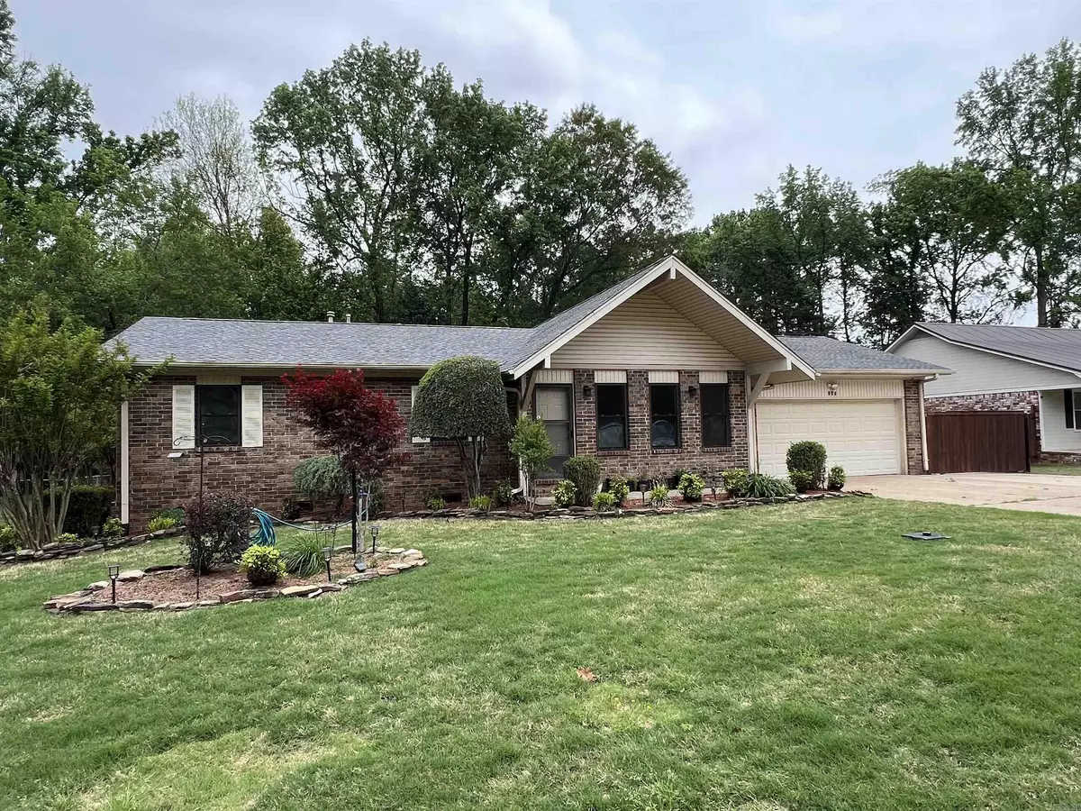 Searcy, AR 72143,Address not disclosed