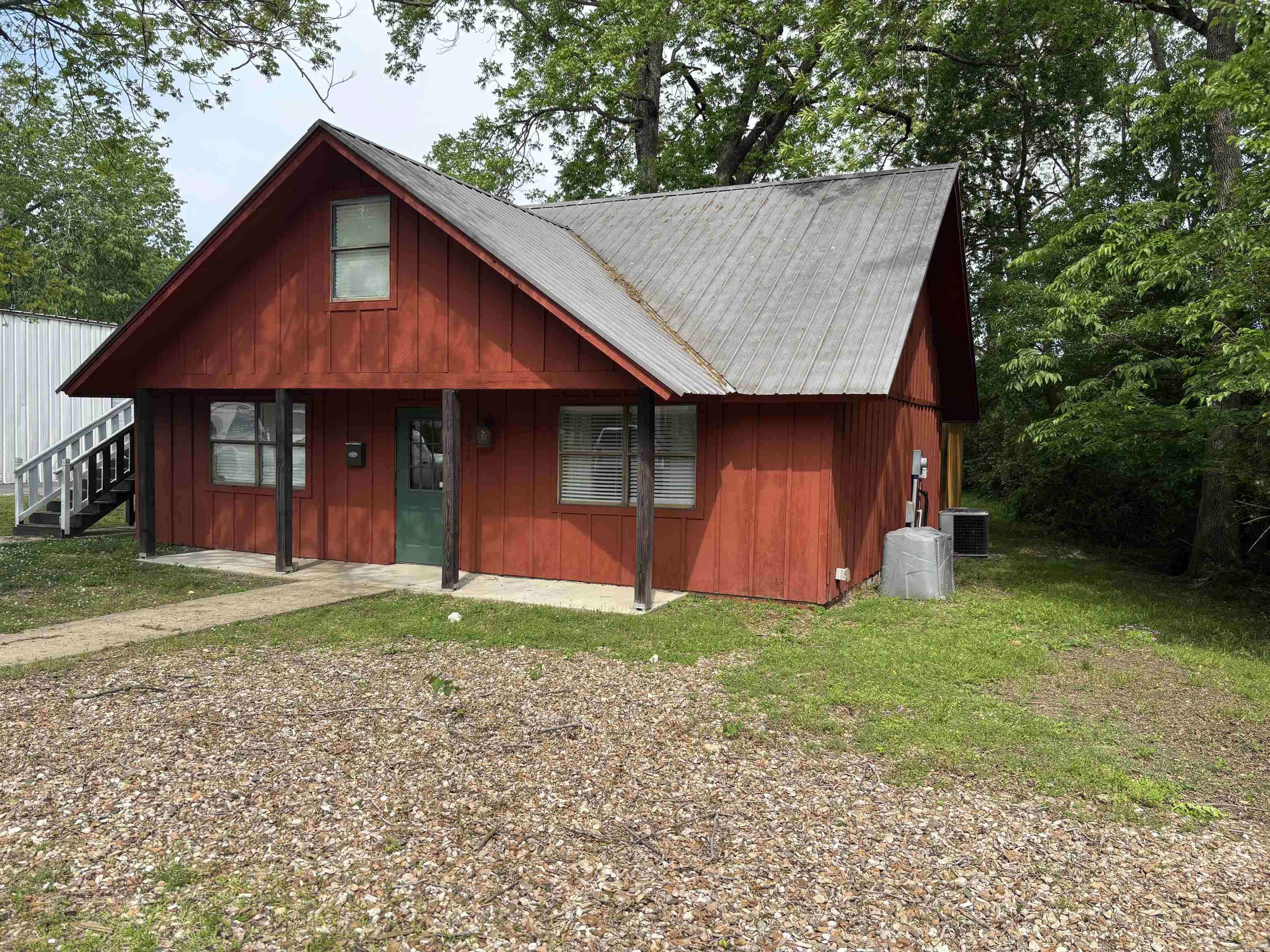 1214 Clifton Street, Conway, AR 72034