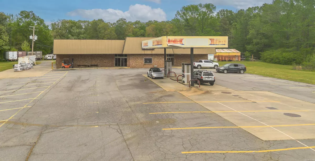 North Little Rock, AR 72118,15310 MacArthur Drive