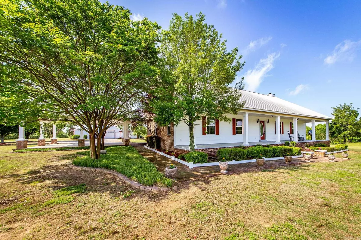 Mcrae, AR 72102,102 Mount Moriah Road